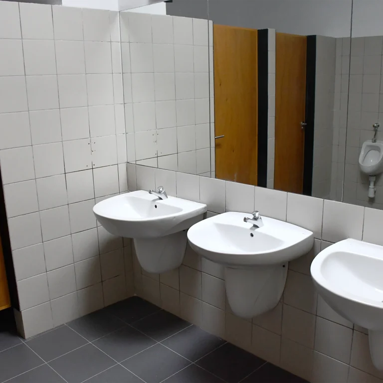 aseos_instalaciones_ceam_tabarca